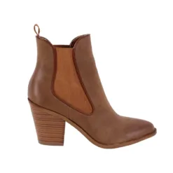 Botín Agua de Coco Lia Camel