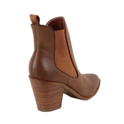 Botín Agua de Coco Lia Camel