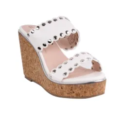 Sandalia Agua de Coco Tachas Blanca