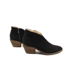 titulo del producto Botín Agua de Coco Negro