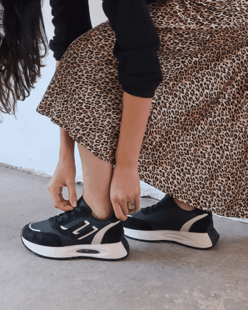 Zapatilla Advay Plataforma Negra - Imagen 2