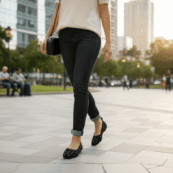 Alternative view of Ballerina Tachas Negra